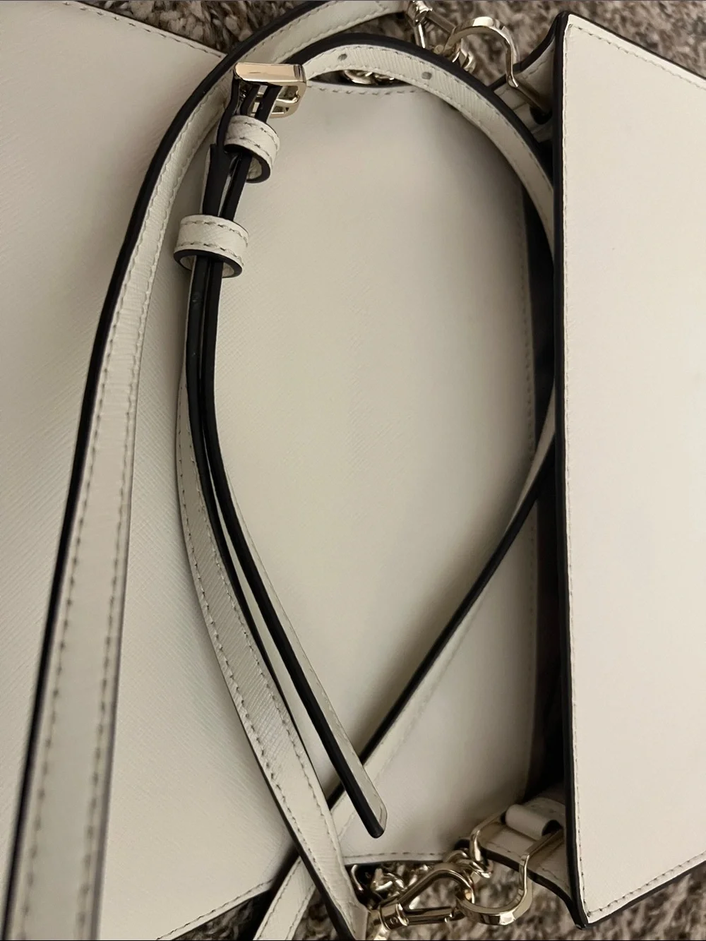 Like New Kate Spade White Leather Crossbody with handbag chain